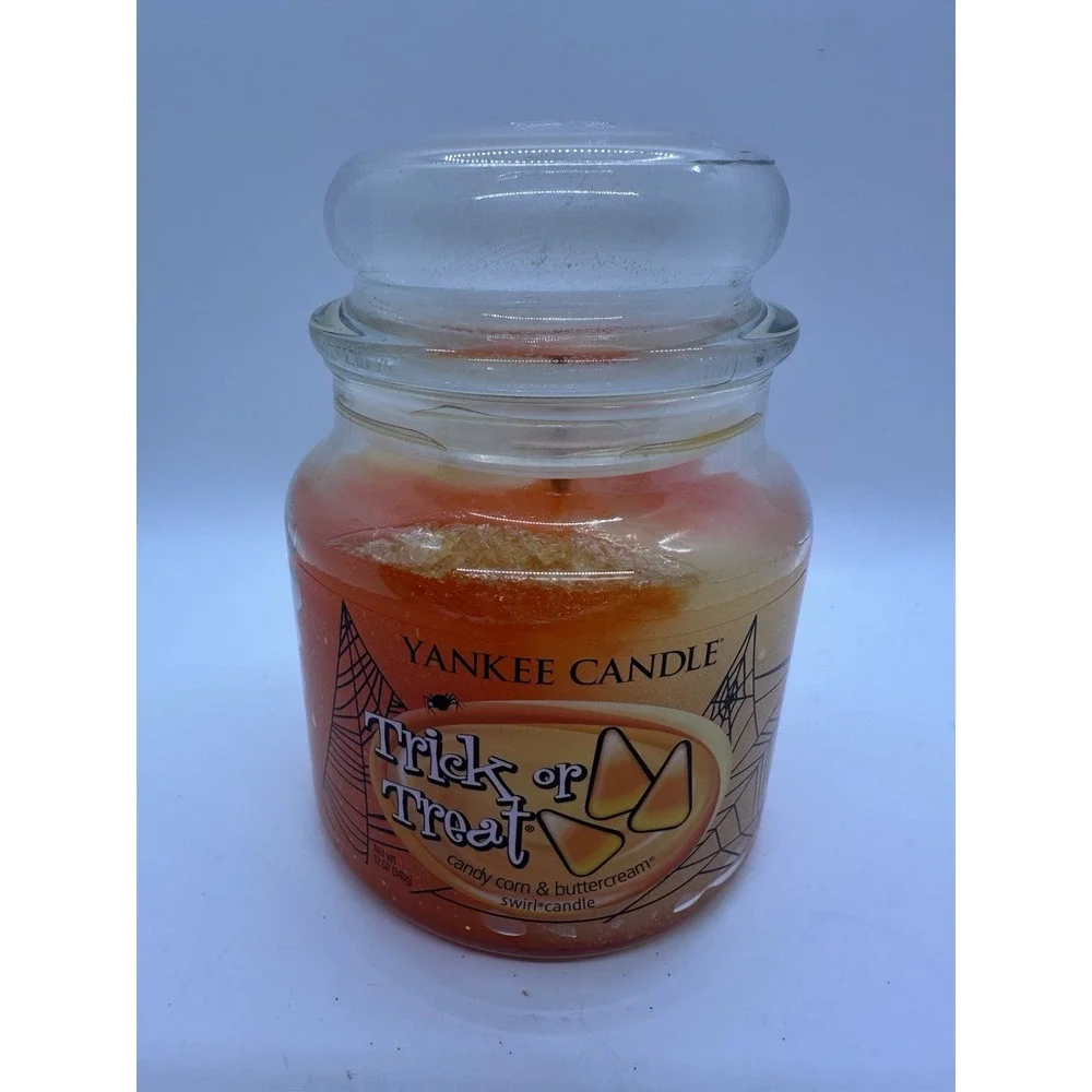 Yankee Trick or Trick Candy Corn & Buttercream Candle‎ 45-50 hrs Burn Rare 12oz.